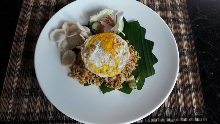 Food & Drinks 5, Kubu Taru, Karangasem