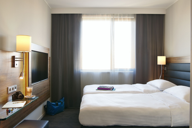 Bedroom 3, Moxy Birmingham NEC and Airport, Solihull