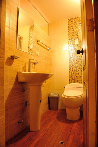 Bathroom 4, Tambo del Solar Hotel, Arequipa