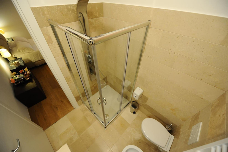 Bathroom 3, Vista Sui Sassi, Matera