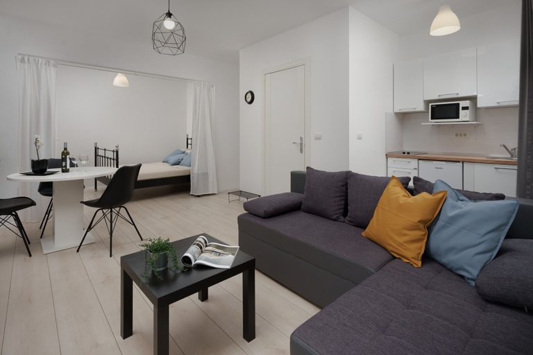 Others 4, Apartments Antons 2, Pula