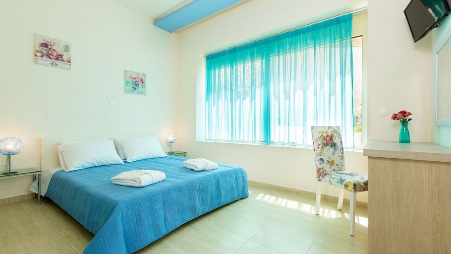 Bedroom 2, Blue Mare Villa in Rethimno Crete, Crete