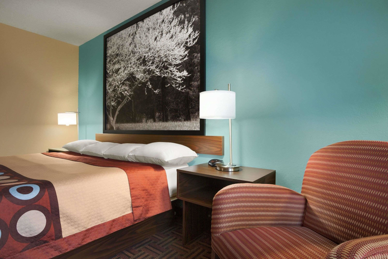 Bedroom 3, Super 8 by Wyndham Marion, Williamson