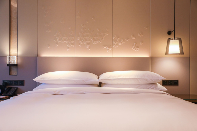 Bedroom 3, Wenzhou Airport Marriott, Wenzhou