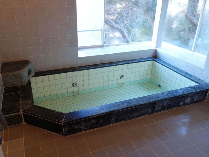 Bathroom, Goishigahama House, Shimoda