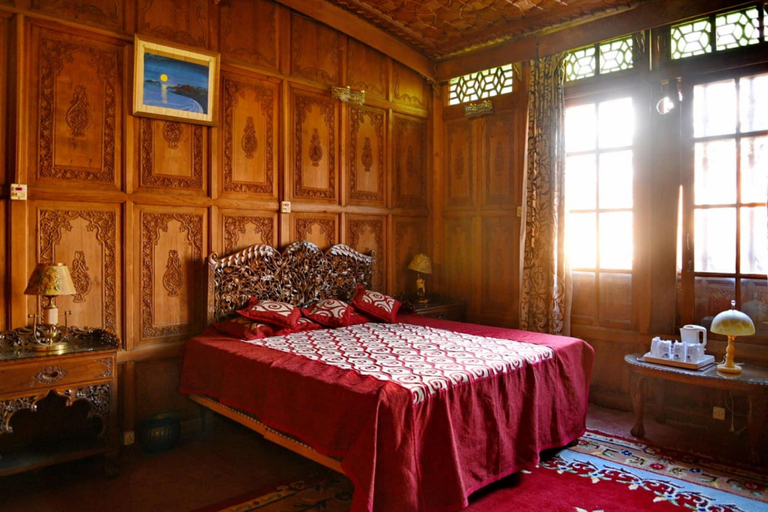 Bedroom 2, De-Laila Houseboats, Srinagar