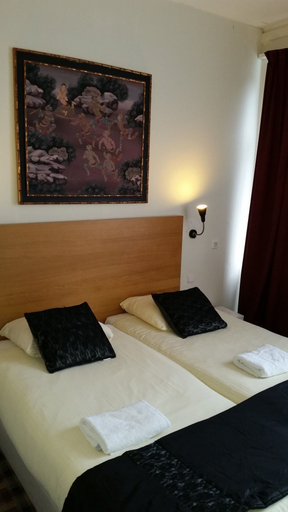 Bedroom 2, Hotel Holland Lodge, Utrecht