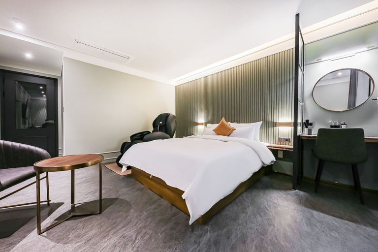 Bedroom 3, Cheongju Maryjane Hotel, Cheongju