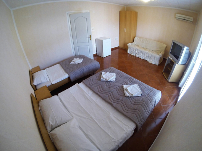 Bedroom 2, Martinovic Rooms