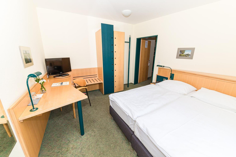Bedroom 4, AKZENT Parkhotel Trebbin, Teltow-Fläming