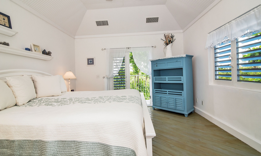 Bedroom 3, Grace Bay Beach Ocean Villas