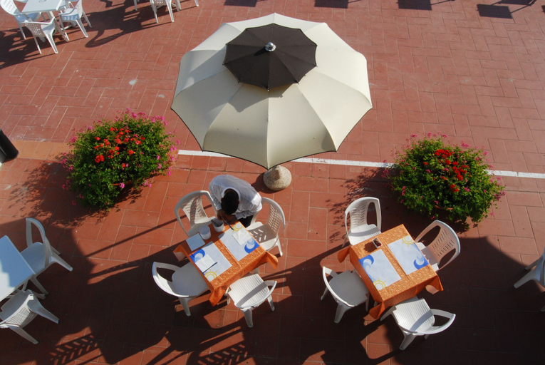Food & Drinks 5, Hotel Embassy Pesaro, Pesaro E Urbino