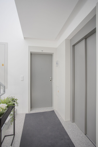 Others 5, Liiiving -Luxury River View Apartment VI, Gondomar