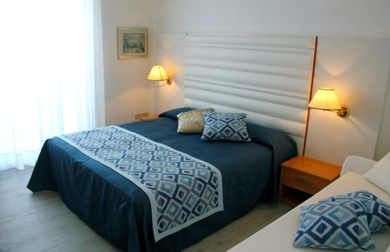 Bedroom 4, Hotel Rossini, Udine
