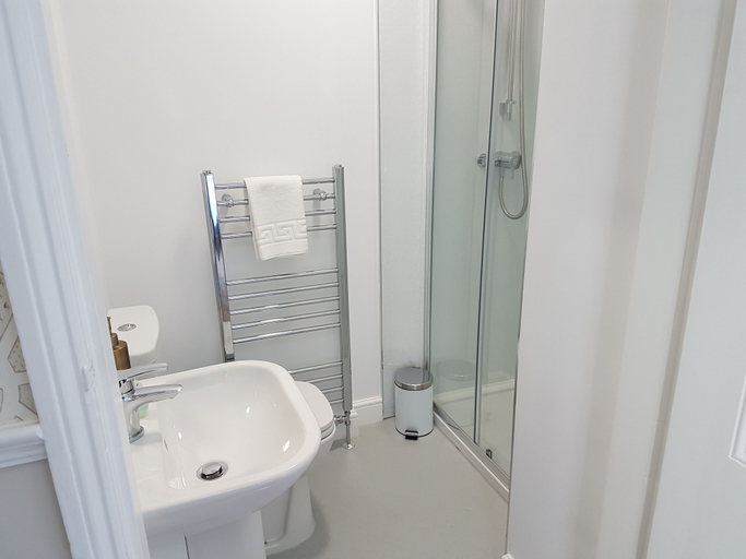 Bathroom 3, The Railway, North Yorkshire