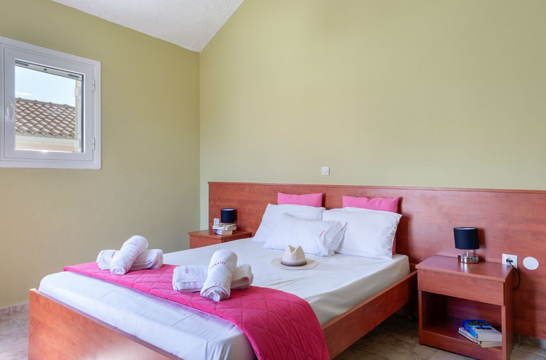 Bedroom 2, Socrates Studios, Ionian Islands