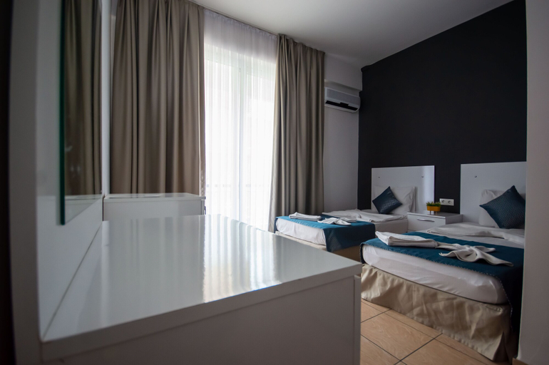 Bedroom 2, Moonbow Beach Hotel, Alanya