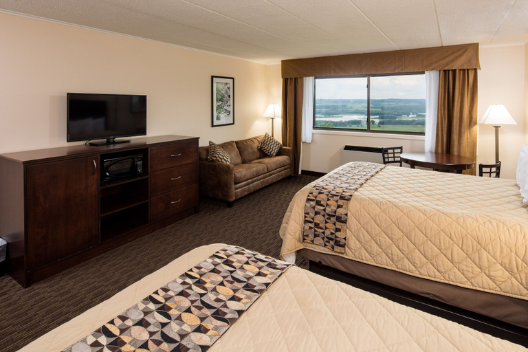 Bedroom 3, Chestnut Mountain Resort, Jo Daviess