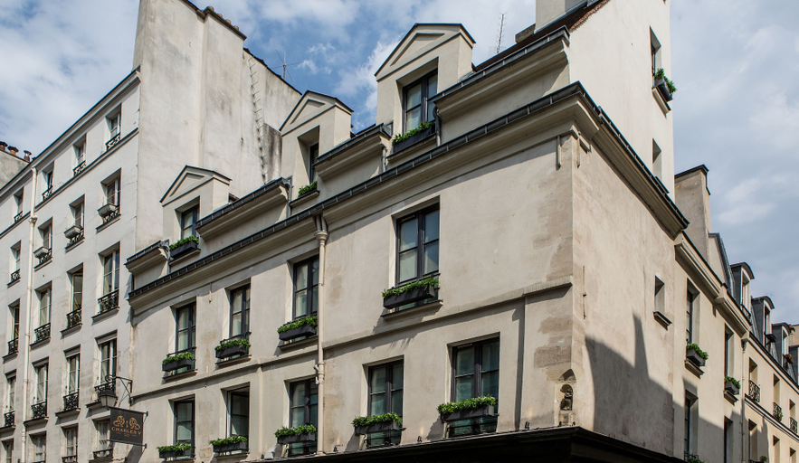 Exterior & Views 2, Charles V, Paris