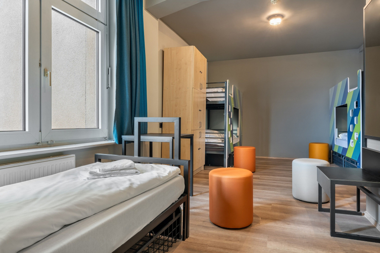 Bedroom 4, a&o Hamburg Hauptbahnhof - Hostel, Hamburg