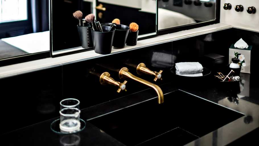 Others 5, Monsieur George Hotel & Spa – Champs Elysées, Paris