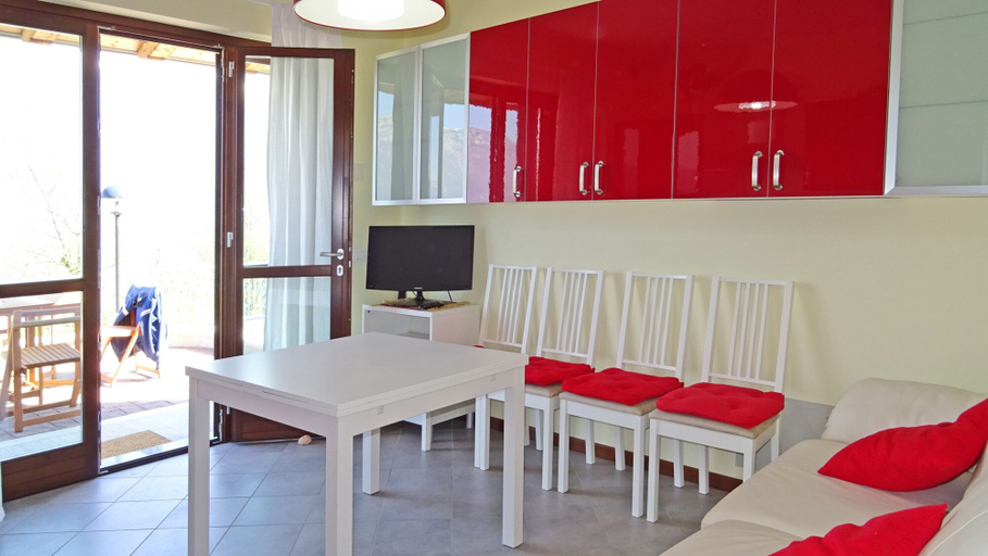 In-room dining 3, La Quiete 23 Holideal, Brescia
