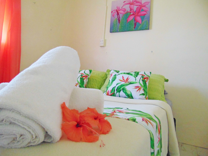 Bedroom 3, Twin Waters Beach Baches, Rorotonga