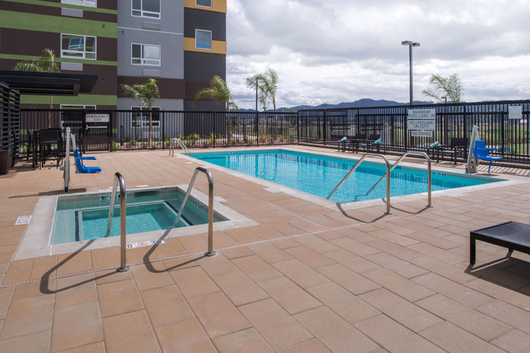 Sport & Beauty 5, Courtyard by Marriott Temecula Murrieta, Riverside