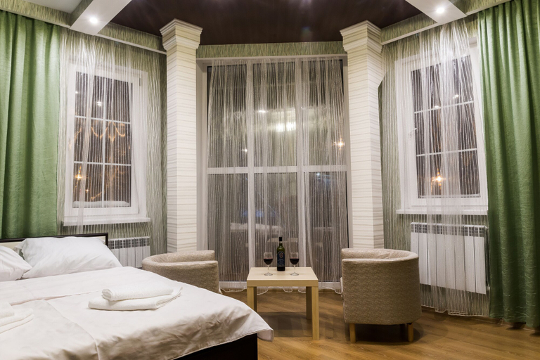 Bedroom 1, Nitsa Hotel, Samara