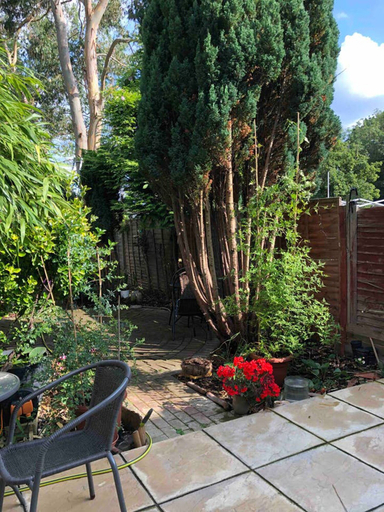 Others 3, Double bedroom near Heathrow, London