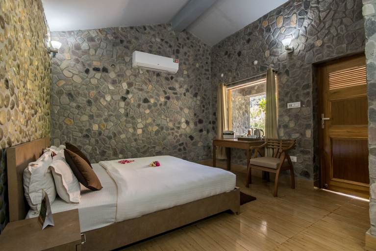 Bedroom 4, Kunkhet Valley Resort, Nainital