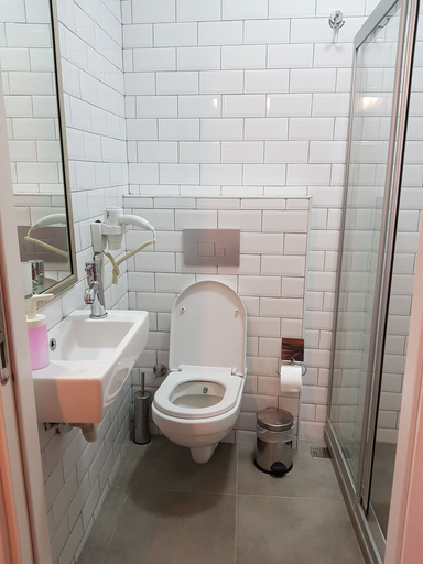 Bathroom 3, Linden Houses Apartments, Beşiktaş