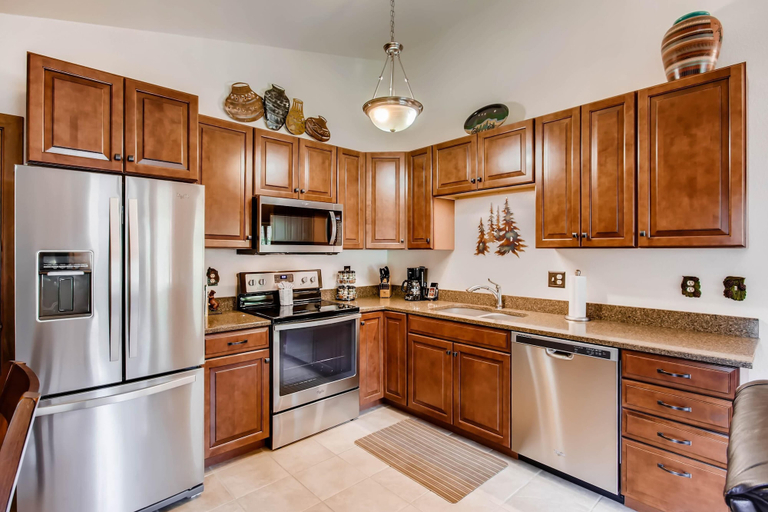 Others 5, Black Canyon Inn Unit B4/5, Larimer