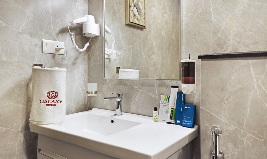 Bathroom 4, Treebo Galaxy Suites Mathikere, Bangalore