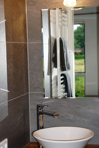 Bathroom 5, Hotel Rappenhof, Kassel