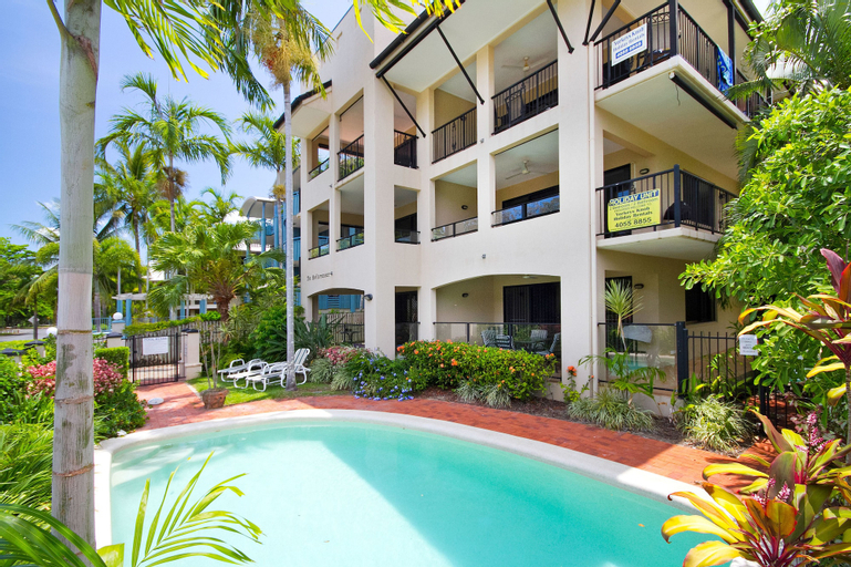 The Mediterranean Beachfront Apartments, Cairns