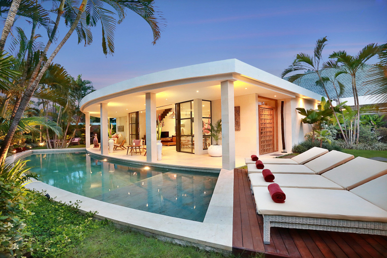 Sport & Beauty 1, Seminyak White Design Villa, Badung