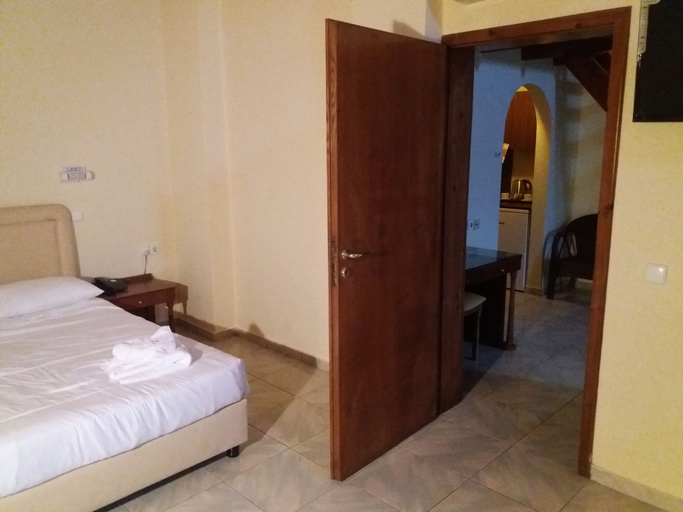 Bedroom 3, Diogenis Blue Palace, Crete