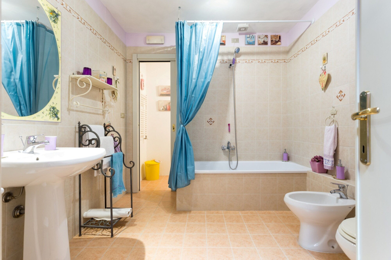 Bathroom 5, Bed and Breakfast Sognando Te, Perugia