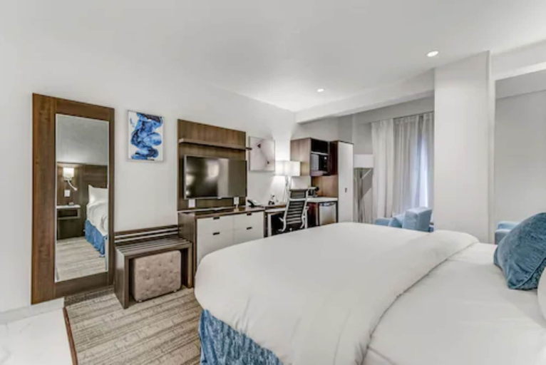 Bedroom 3, EST Hotel, Toronto
