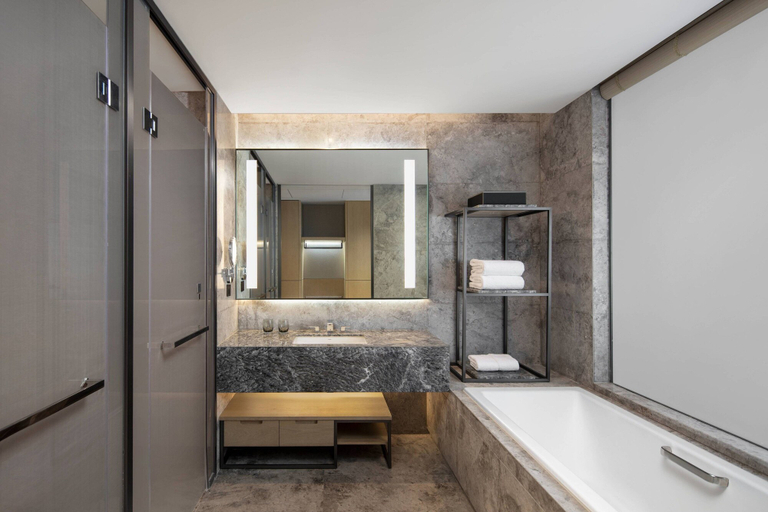 Bathroom 4, Courtyard by Marriott Taiyuan, Taiyuan