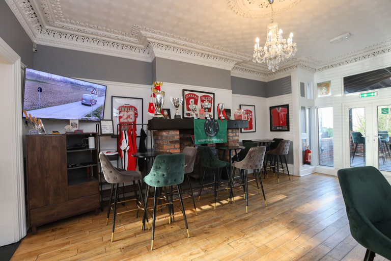 Food & Drinks 5, Hotel Anfield, Sefton