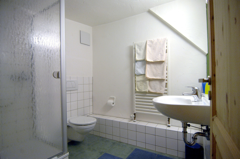 Bathroom 5, Hotel Aegidienhof, Göttingen