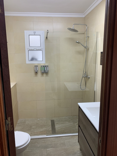 Bathroom 4, Hostal Casa Mercedes, Málaga