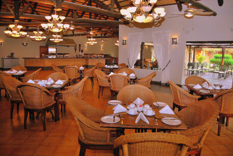 Food & Drinks 5, Chrismar Hotel Livingstone, Livingstone