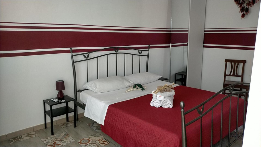 Bedroom 3, Cozzo Spadaro B&B, Syracuse
