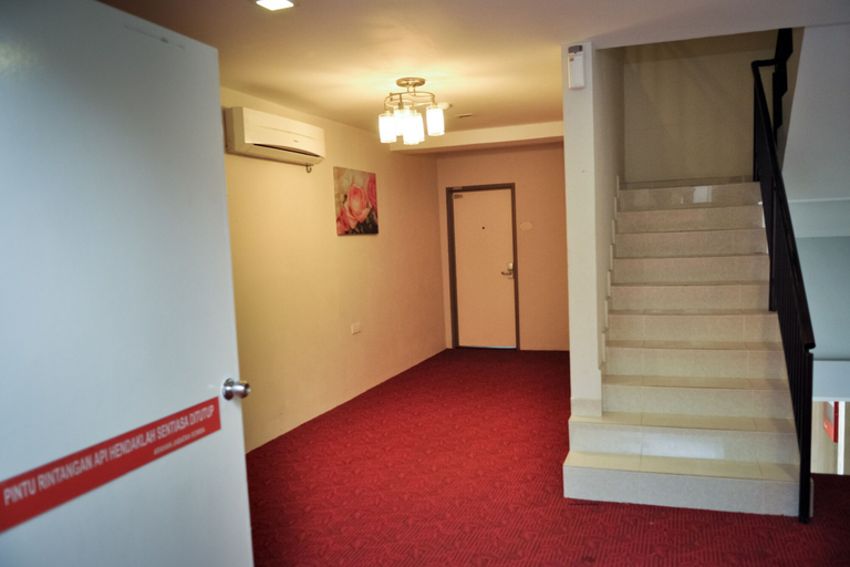 Others 5, Signature Hotel, Kuantan