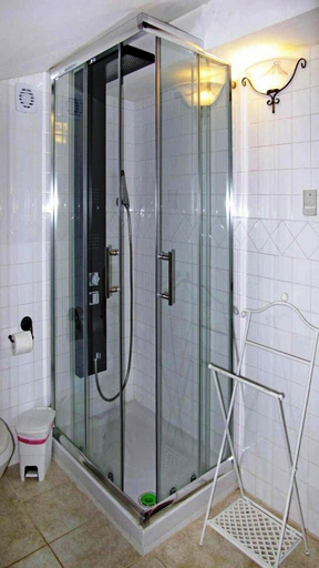 Bathroom 5, Podere Caldaruccio La Pineta, Perugia