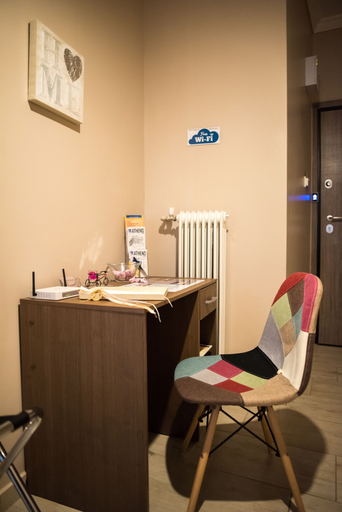 Others 4, Gazi Divine Apartment, Attica
