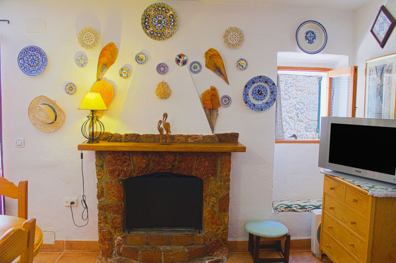 Others 5, The Fisher Holiday Home, Baleares